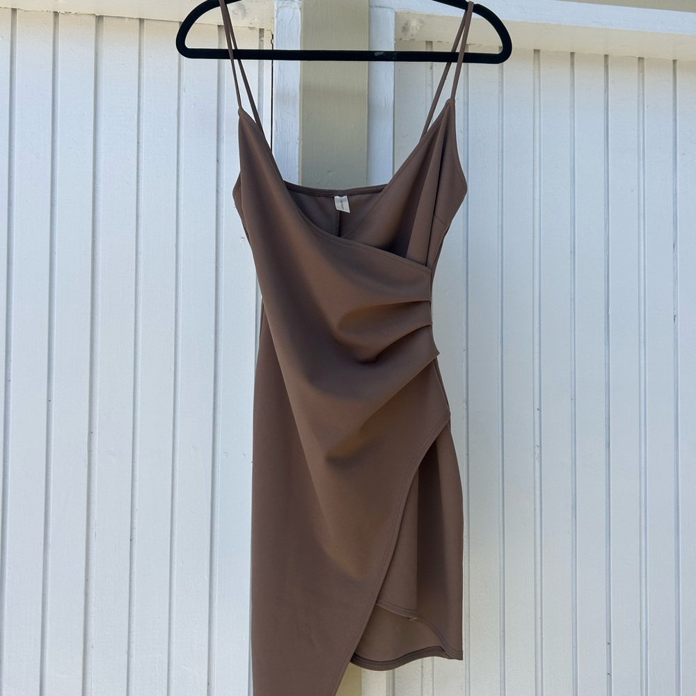 Elegant Brown Women's Dress